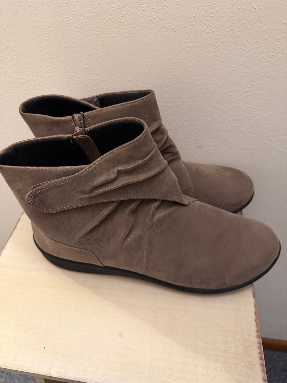 Cloudsteppers by Clarks Fold-Over Ankle Boots in Pewter